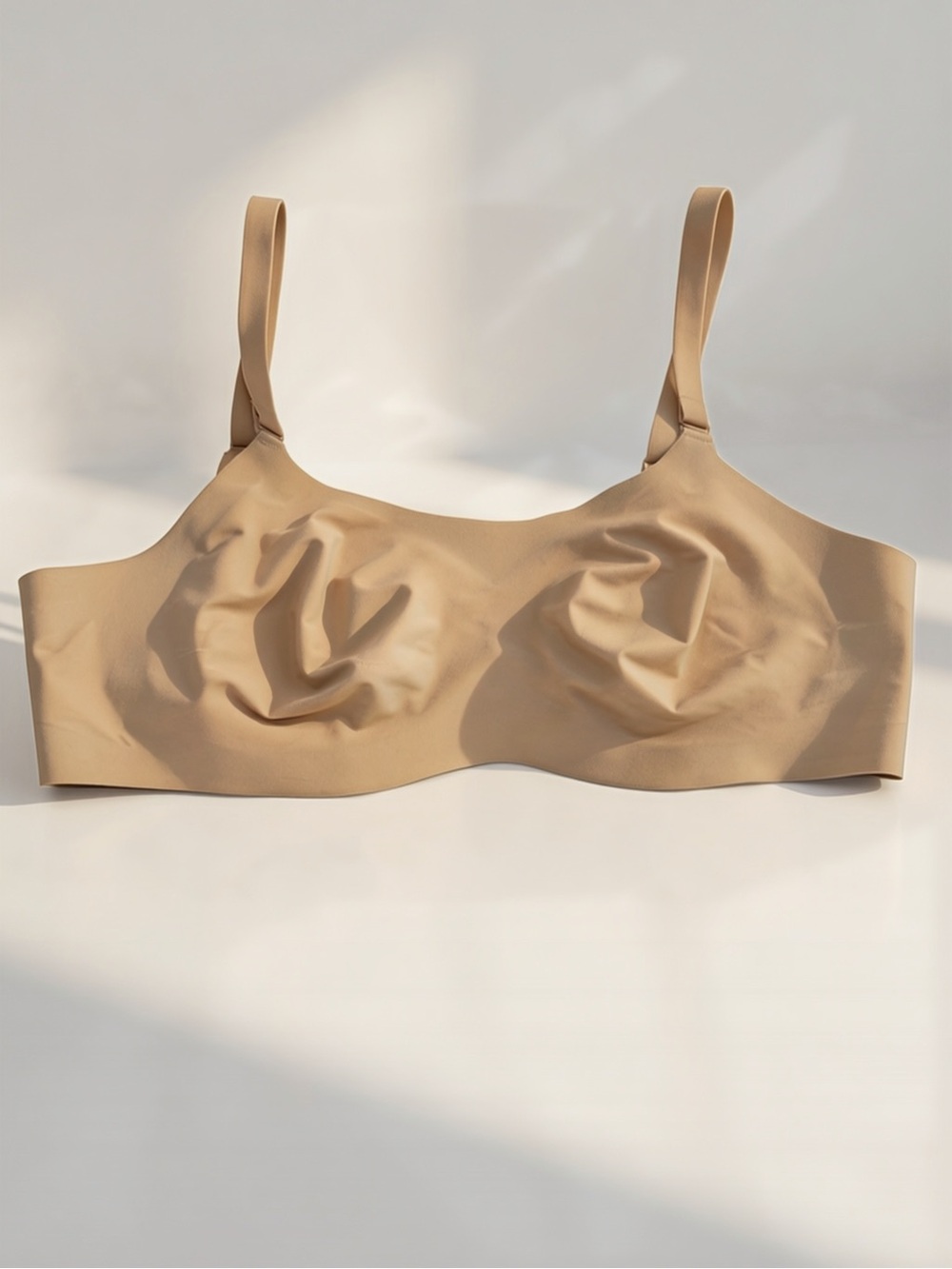 Knix Nude Beige Wireless Seamless Bra Size 3 Everyday Comfort Minimalist